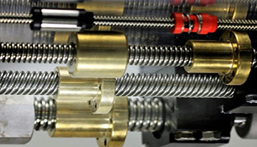 Understanding the Lead Screw in a Lathe